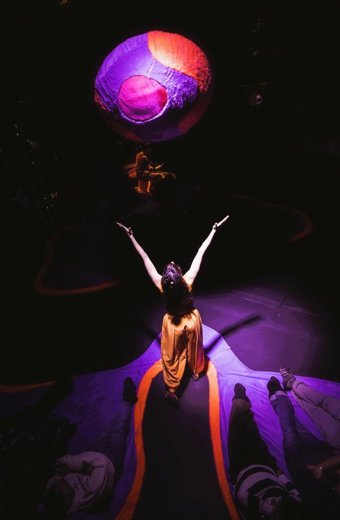 O Paraíso são os outros  ©Adriano Ferreira Borges Theatro Circo